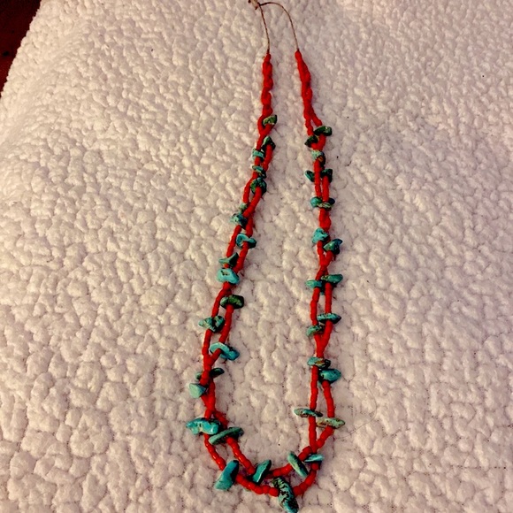 CORAL AND TURQUOISE NECKLACE - Picture 4 of 6
